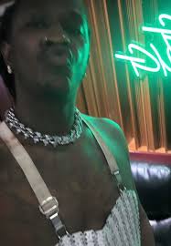 Young Thug posts a new selfie to his IG story 📸