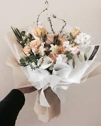 Make your wedding & special event perfect with costco.com from roses to bulk flowers to flower arragments we have the right arragement for your perfect day. Pin By Marycallie Lamons On Flower Bouquet Packaging Ideas Flowers Bouquet Gift Flower Arrangements Flowers Bouquet