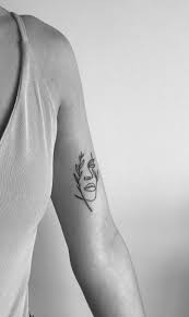 Eda Celik Adli Kullanicinin Tattoo World Panosundaki Pin Dovme Mini Tattoos Kizkardes Dovmeleri