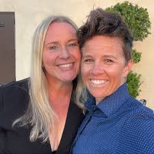 Is it safe to drive with a broken fan belt?