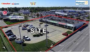 1041 Northeast Sam Walton Lane Lees Summit, MO 64086