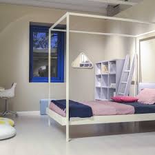 In questa vetrina virtuale vedrete i prodotti a firma febal a costi accessibili. Cameretta Nidi Letto A Baldacchino Sconti