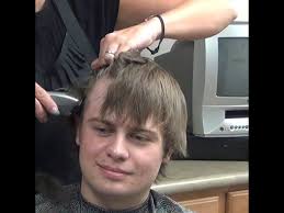 Soccer boys getting their heads totally shaved [23A24D]