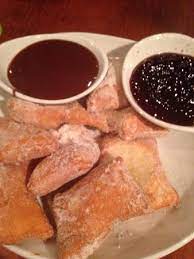 Dark chocolate cake with chocolate mousse & caramel cream: Free Wine Sample Offered At Dinner Picture Of Olive Garden Miami Tripadvisor