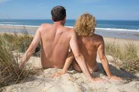 The study of man and his nakedness from the earliest times to the 20th century. Fkk Wo Ist Freikorperkultur Und Nacktbaden Verboten