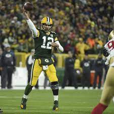 Aaron Rodgers Is On Pace For More Than 5 000 Yards And Some Other Personal Records Acme Packing Company