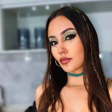 Val Guzmán (@valguzman_makeup) • Instagram photos and videos