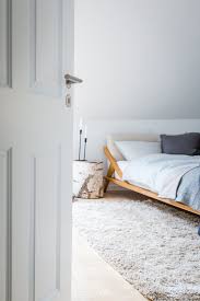 Schlafzimmer mit schrägen einrichten | wohnidee. Schlafzimmer Einrichten Mit Schrage Unser Schlafzimmer Im Skandinavischen Stil A Matter Of Taste