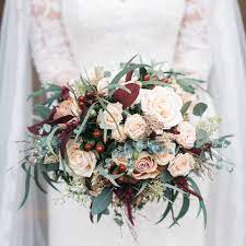 We provide fresh flowers from the farm to your doorstep. 21 Ultra Unique Winter Wedding Bouquets Weddingsonline Cheap Wedding Flowers Inexpensive Wedding Flowers Winter Wedding Flowers