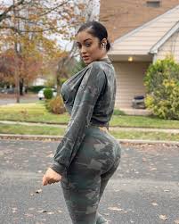 Kristina king .guys can you help me to get her onlyfans pics and videos :  rWomenOfColor
