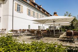 Plan your own adventure to schloss filseck, a bike touring attraction recommended by 202 people. Schanke Auf Schloss Filseck
