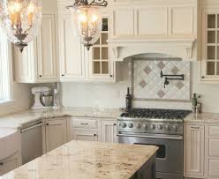 20 Kitchen Cabinet Colors Combinations With Pictures Beautiful Kitchen Cabinets New Kitchen Cabinets Best Kitchen Cabinets