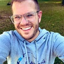 Carrie Rainey's Instagram, Twitter & Facebook