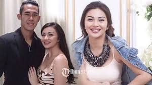 Steffhanie michelle gabriella putri tatum atau yang akbrab dipanggil ariel tatum adalah seorang model sekaligus aktris sinetron dan film layar lebar asal indonesia, umur 23 tahun yang lahir. Terkuak Latar Belakang Keluarga Ariel Tatum Ini Alasan Mantan Ryuji Utomo Mundur Dari Dunia Hiburan Tribun Style Line Today