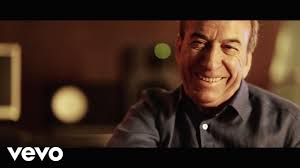 Perales: “La canción ¿Y cómo es él? no fue dedicada ni a mi hija ni a una  exmujer, fue un encargo de Julio Iglesias”