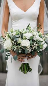 The Prettiest Wedding Bouquets 2020 In 2020 Pretty Wedding Bouquet White Wedding Bouquets Winter Wedding Bouquet