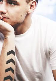 Plastic piece is 0.4 in x 1 in. I Love Liam S Tattoos One Direction Tattoos One Direction Posters Liam Payne