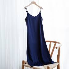 We did not find results for: Robe Nuisette Longue Satin A Bretelles Haute Qualite Grande Taille Tre Modebuy Com