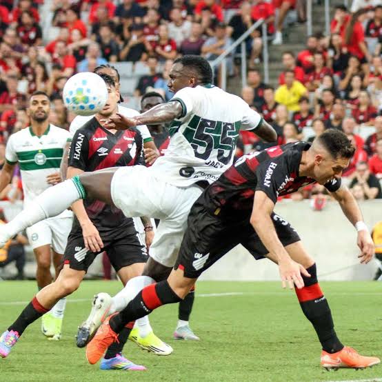 Coritiba x Athletico-PR: empate no 1&ordm; tempo paga odd de 2.10