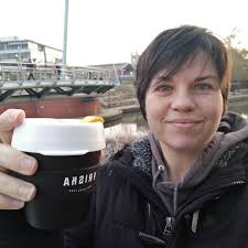 Cheryl Oliver (@cherylcasteling) • Instagram photos and videos