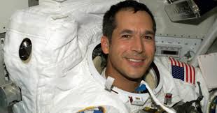 White Wolf : First Native American Astronaut John Herrington is honored