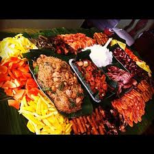 Birthday Food Ideas For Adults Philippines Pin By Bernadette Liasos On Party Ideas Easy Filipino Recipes Asian Recipes Food