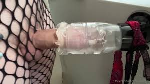 Ts Alizevert Fucking Her Toy - EroMe