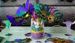 10 Beautiful Mardi Gras Table Decoration Ideas Mardi Gras Centerpiece Ideas Is Cool Flow Mardi Gras Centerpieces Cheap Table Decorations Table Centerpieces Diy