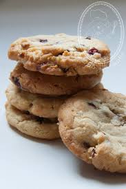 Cookies Chocolat Blanc Et Cranberries Sarah Tatouille Cookies Chocolat Blanc Cookies Recette Recette Cookies Chocolat Blanc