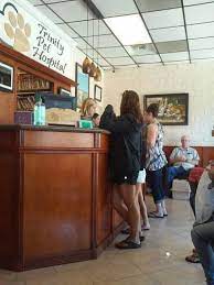 Pet beds are to be had and cats appearance out large windows from their cat vendors to peer chicken feeders with birds all round. Trinity Pet Hospital 24861 Alicia Parkway Laguna Hills Reviews And Appointments Topvet