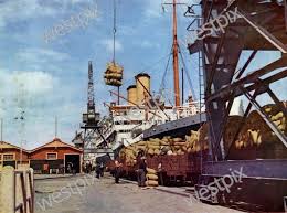 Western Mail Colour Pic Taken From A Direct Westpix Fremantle Pics Colour Photograph