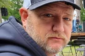 Helen Shelby's Instagram, Twitter & Facebook