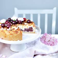 Finde diesen pin und vieles mehr auf kuchen ohne ei von cm. Kirschkuchen Mit Pudding Und Mandelsplitter Rezept