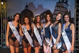 Quando è per strada, gessica notaro, ex miss romagna sfregiata dall'acido dall'ex compagno, copre il volto solo per ripararsi dalla luce del sole. Foggia Estate Questa Sera Tappa Foggiana Di Selezione Di Miss Italia Foggia Reporter