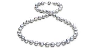 A strand of pearls can be valued at anywhere from hundreds of dollars to millions. Real Pearls How Much Are They Worth Pearls Of Joy