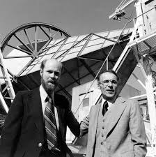In 1964, US physicist Arno Allan Penzias and radio-astronomer Robert Woodrow Wilson discovered the cosmic microwave background (CMB), estimating its temperature as 3.5 K, as they experimented with the Holmdel Horn Antenna.