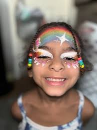 My first time dressing up in my 24 years of living. 🤣 How'd I do