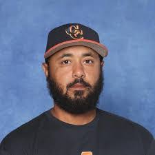 Andrew Gamboa's Instagram, Twitter & Facebook