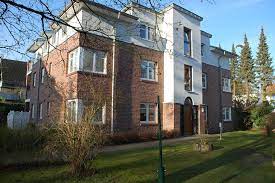 Eißendorf · 4 zimmer · 1 bad · wohnung · baujahr 1974 · keller · stellplatz · balkon · einbauküche diese wunderschöne und gepflegte 4 zimmer wohnung befindet sich im 1. 17843 Wohnungen 21075 Hamburg Eissendorf Haferkamp Immobilien Gmbh