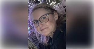 Brooke Ly's Instagram, Twitter & Facebook