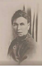 Mõrena tātou Today Brian Mahoney Edmonds turned 90 yrs young. He is the son  of Graham Papaka Edmonds and Kawa-i-ngā-rangi Ahuriri (Ngāti Porou) and to  our knowledge Uncle is the oldest living