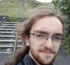 Hello ! My name is Raphaël and I will work at Ecole Robb Road for this  shcool year as a French Teaching Assistant ! I'm 23, I speak French English  and Spanish