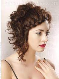 Women often think that short hairstyle is not suitable for round face shape especially if it is styled in fluffy curls. 29 Most Flattering Short Curly Hairstyles To Perfectly Shape Your Curls Curly Hair Styles Naturally Curly Hair Styles Hair Styles