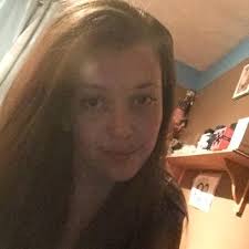 Cora Davies (@corafern)