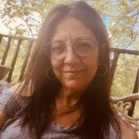 Debbie Rago's Instagram, Twitter & Facebook