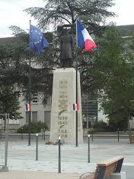 File Annemasse War Memorial Jpg Travel Guide At Wikivoyage War Memorial Annemasse War