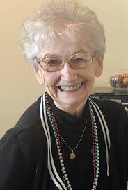 Contributions to the tribute of Daria Elyjiw