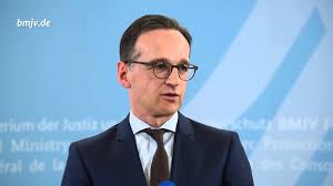 Последние твиты от heiko maas (@heikomaas). Pressekonferenz Justizminister Heiko Maas Prasentiert Die Vorratsdatenspeicherung