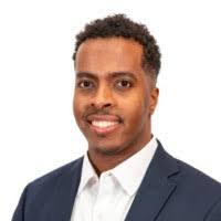 Idil Hersi's Instagram, Twitter & Facebook