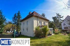 Hier müssen nur 4,89 euro pro m² eingeplant werden. 2 Zimmer Wohnung Zu Vermieten Kiefernweg 4 06120 Halle Krollwitz Mapio Net